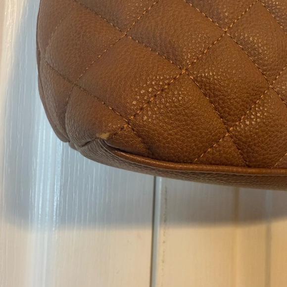 Tommy Hilfiger Women’s Quilted Style Brown Tote Bag Purse - Picture 3 of 12